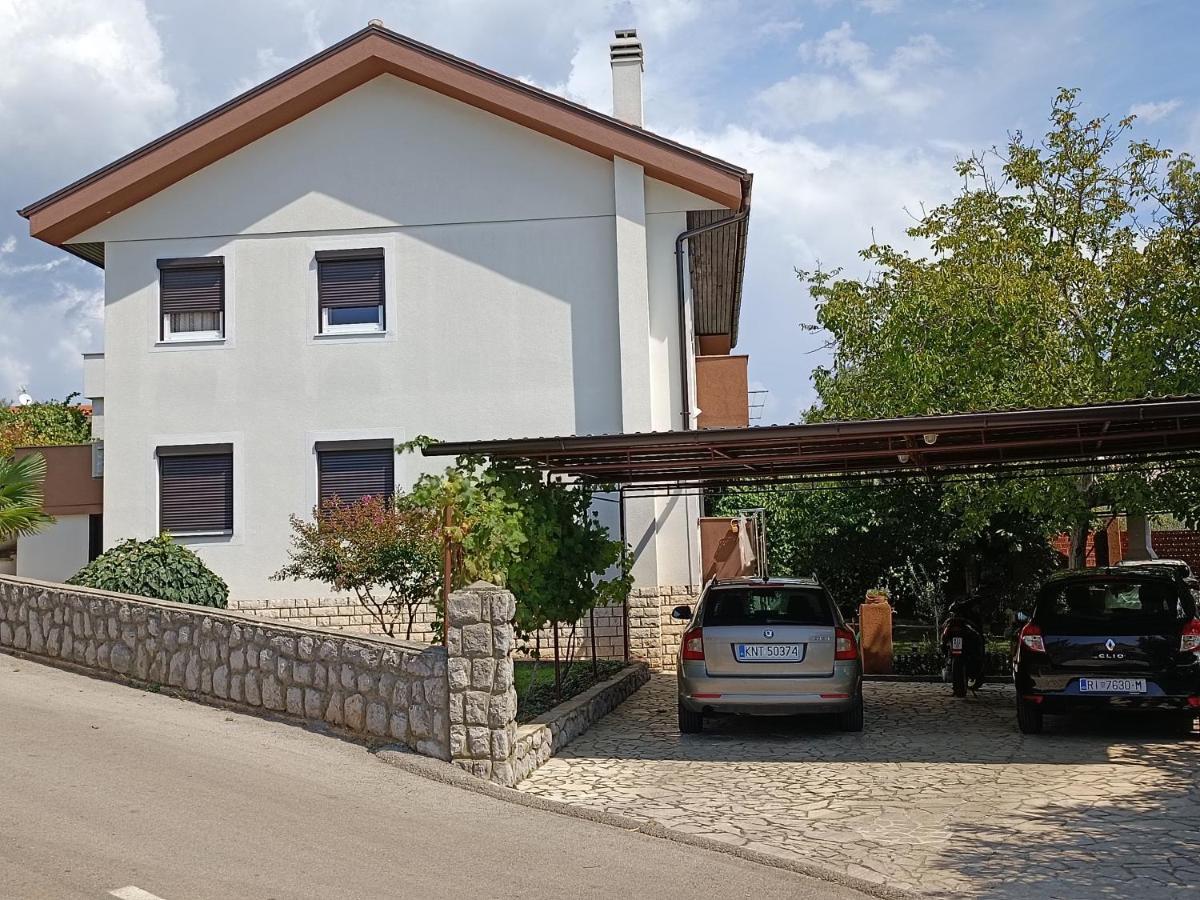 Apartments Mira Krk Krk Town Exterior foto